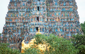 Gopuram vom Meenakshi-Tempel, Madurai - Foto von Robas