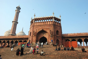 Die Stufen zur Jama Masjid (Freitagsmoschee) in Delhi - Foto von Kaetana