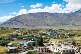Das malerische Dorf Padum in Zanskar, Ladakh – Foto von beibaoke