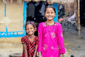 Lächelnde Mädchen in Pushkar – Foto von Travel Stock