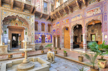 Das wunderschöne Haveli Nadin in Fatehpur, Residenz für den Prinz von Fatehpur - Foto von Nathape