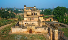 Erkundungstour des Rai Praveen Mahal, Orchha