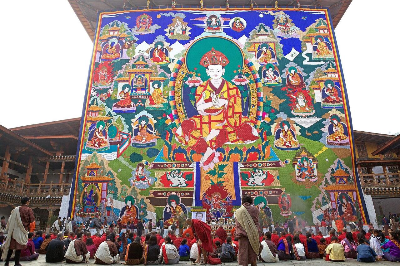 avalokitesvara mitgefuehlssymbol aller buddhisten punakha dzong